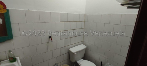 Local En Venta Barquisimeto, Financiable , El Manteco Zona Muy Comercial Por Tradición. Jr