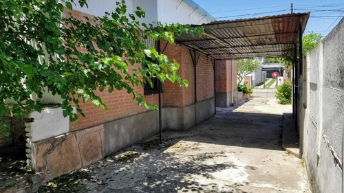 Casa + Departamento En Villa Carlos Paz