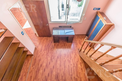 Semipiso En Venta Recoleta 3 Ambientes Techos Altos Frances