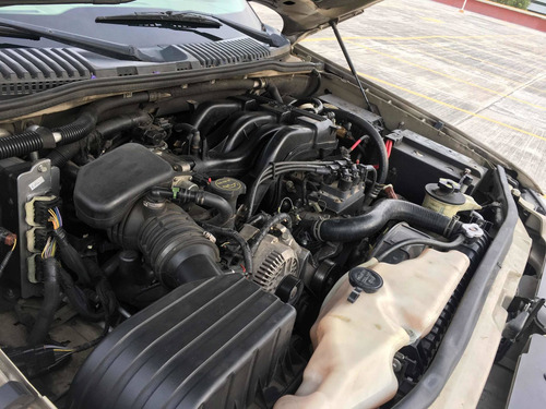 Ford Explorer 4.0 Xlt V6 4x2 Mt 2006