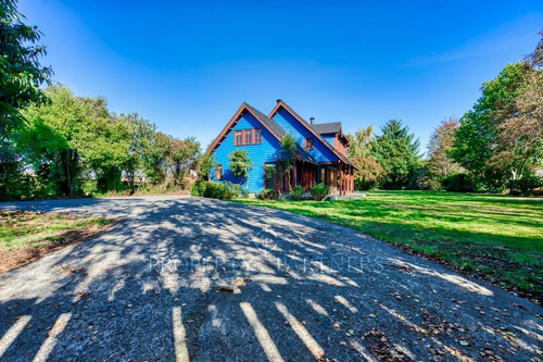 Acogedora Casa Estilo Sureño, Puerto Varas