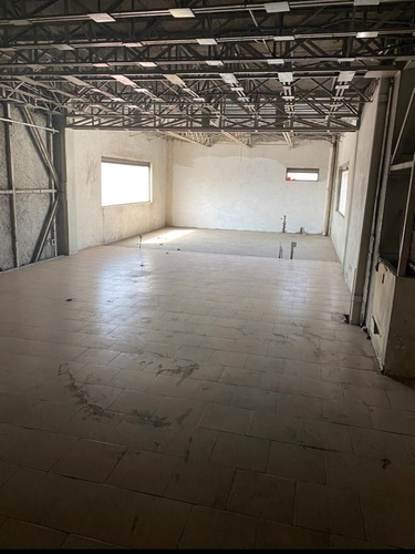 Bodega Y Oficinas En Renta / Área Federal Central De Abastos, Iztapalapa-cdmx
