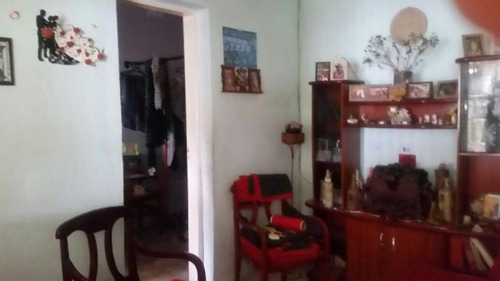 Vendo Boa Casa Com Edícula E Varanda - 4113 | Npc