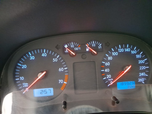 Volkswagem Golf 00 Com Teto
