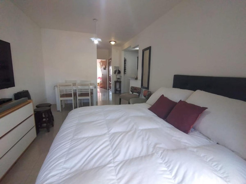 Imagen 3 de 14 de 2 Ambientes En Villa Urquiza, Muy Luminoso, Con Balcon Y Terraza Propia
