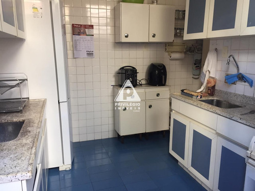 Imagem 12 de 29 de Maravilhosa Casa Em Rua Nobre Da Gávea, Com 5 Quartos, 3 Vagas, Jardim E Linda Área Externa! - 36910