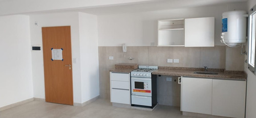 Venta De Excepcional Depto. Para Inversión En San Fernando