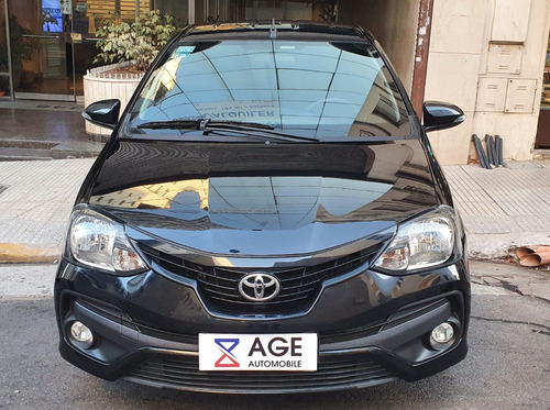 Imagen 2 de 9 de Etios