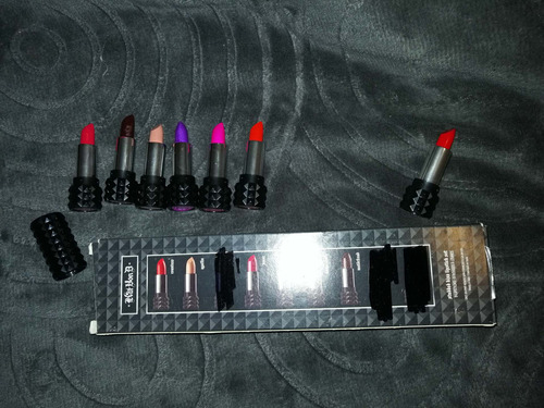 Mini Labiales Kat Von D Studded Kiss + Regalo