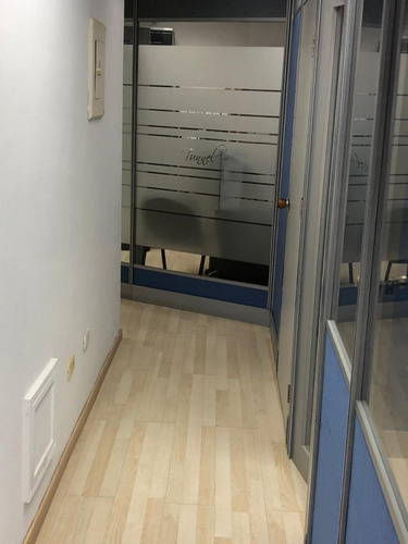 Imagen 6 de 8 de Oficina En Venta Reda Building El Parral.