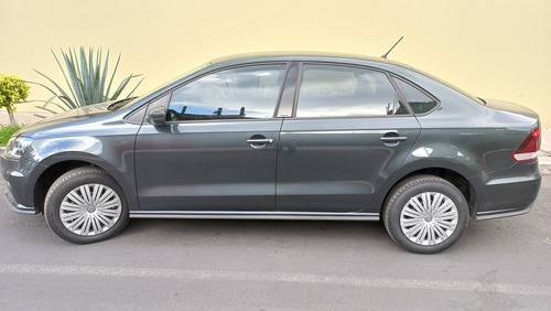 Volkswagen Vento 1.6 Starline At