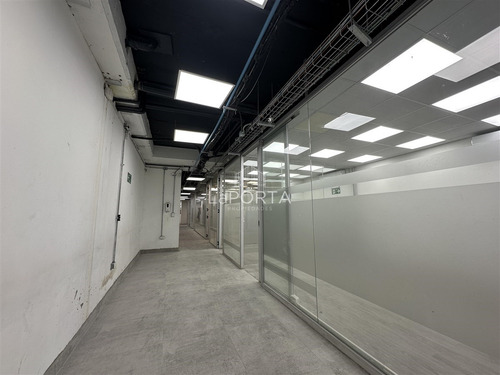 Local Comercial En Arriendo En Las Condes