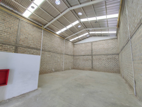Imagen 8 de 14 de Galpón En Venta En San Blas