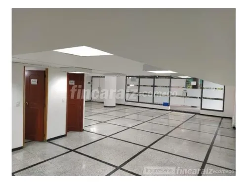 Venta De Local De 249mts2 En Granada, Norte De Cali, 8502.