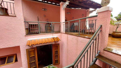 Vendo Casa Triplex Bairro Humaitá