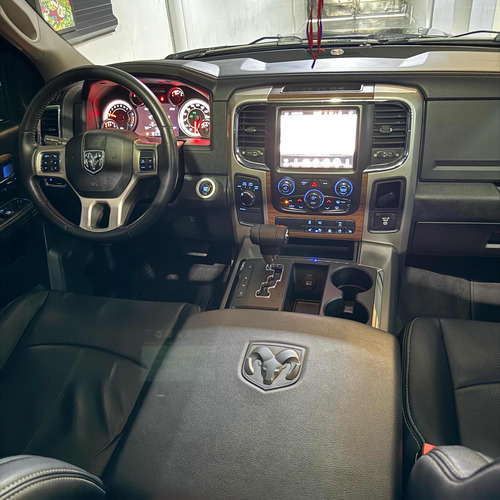 RAM 1500 5.7 Laramie Atx V8