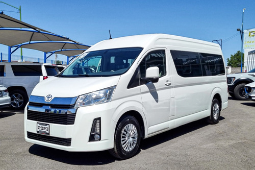 Toyota Hiace 12 Pasajeros 2023