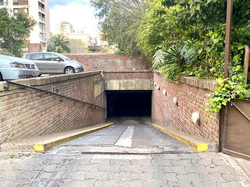 Venta Cochera Cubierta Fija Vicente Lopez