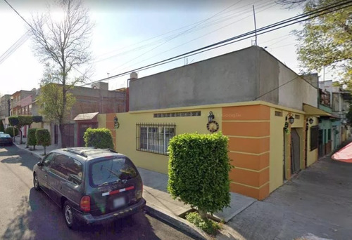 Casa En Venta En Moctezuma, V. Carranza, Cdmx, St08