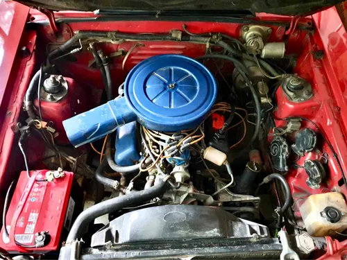 Ford Mustang Hard Top 82 Rojo