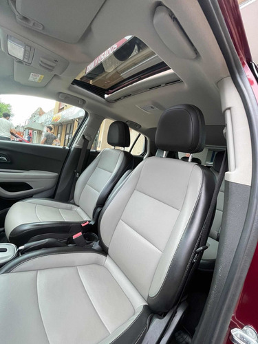 Imagen 8 de 14 de Chevrolet Tracker 2016 1.8 Ltz+ Awd At 140cv