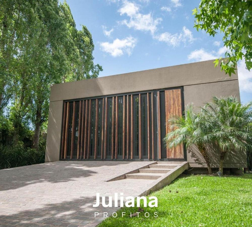 Casa 5 Ambientes En Venta - Barrio Privado Dorrego