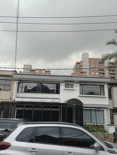 Casa En Arriendo En Bogotá San Luis. Cod 109689