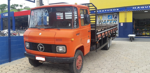 Imagem 1 de 7 de Mercedez 608