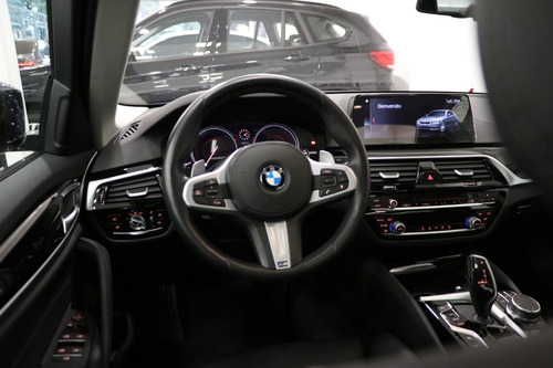 Imagen 16 de 20 de Bmw 530i 2018