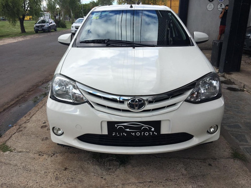 Toyota Etios Mod14 Anticipo $750.000 + Cuotas Fijas