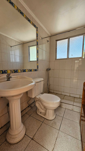 Casa Esquina En Venta, Buen Barrio. (79951)