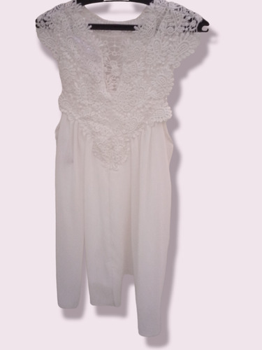 Vestido Blanco Corto Con Diseño En Pecho Y Espalda Elegante 