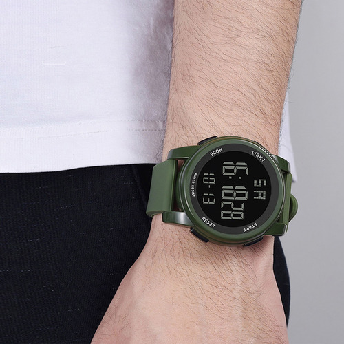 Reloj Deportivo Digital Multifuncional Con Pantalla Grande L