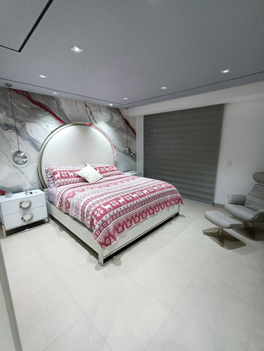 Imagen 18 de 30 de En Venta Lujosa Casa Amoblada En Urbanización Guataparo, Valencia