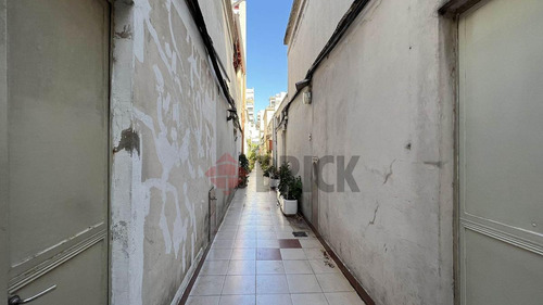 Imagen 30 de 30 de Ph S/exp C/escritorio En Ramirez De Velasco Al 1000 - Gran Tza Patio - Villa Crespo