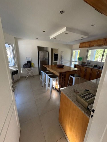 Alquiler Casa 5 Ambientes En Fincas San Vicente