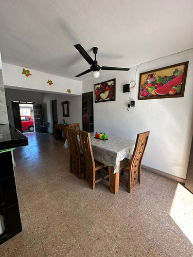 Casa En Venta En Chicxulub A Una Cuadra Del Parque