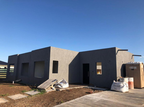 Imagen 3 de 25 de Casa A Estrenar En San Sebastian Oportunidad