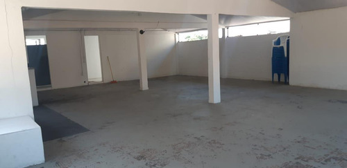 Imagem 12 de 15 de Salão Comercial Para Locação Em Ribeirão Das Neves, Santa Martinha, 2 Banheiros - A122_1-2421311