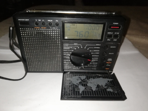 Radio Grundig Model G8 Traveler Ii Digital 