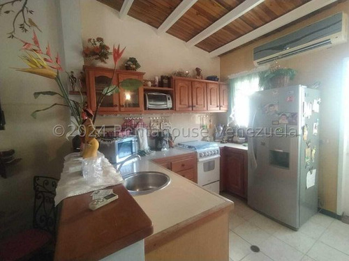 Milagros Inmuebles Casa Venta Cabudare Lara Av Intercomunal Barquisimeto Acarigua Roca Terra Economica Residencial Economico Código Inmobiliaria Rent-a-house 25-5649