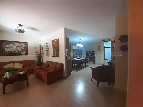 Imagen 5 de 12 de Townhouse En Venta En Barrio Sucre, Maracay 22-10019/ 0424-3392775