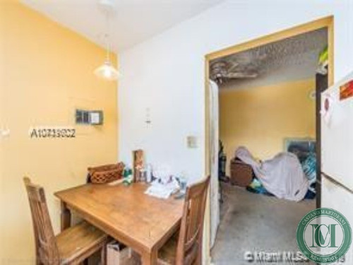 Imagem 6 de 6 de Apartamento - Ap00247 - 34723851