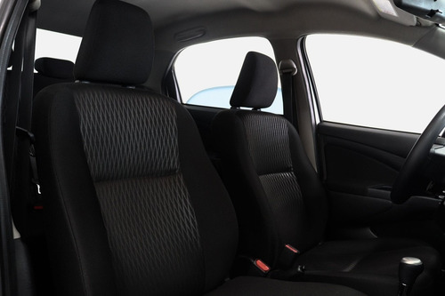 Imagem 11 de 15 de Toyota Etios 1.5 X Plus Sedan 16v