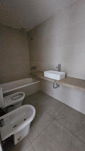 Venta Y Alquiler De Departamento 3 Ambientes En Pb Con Jardin Propio Cochera Y Baulera Nordelta