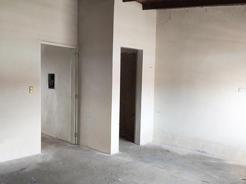 Imagen 6 de 11 de Vendo Townhouse En Conj. Resid. Cascada De Betania