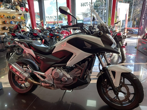 Imagen 8 de 14 de Honda Nc700 2016 Pocos Km Tamburrino Motos