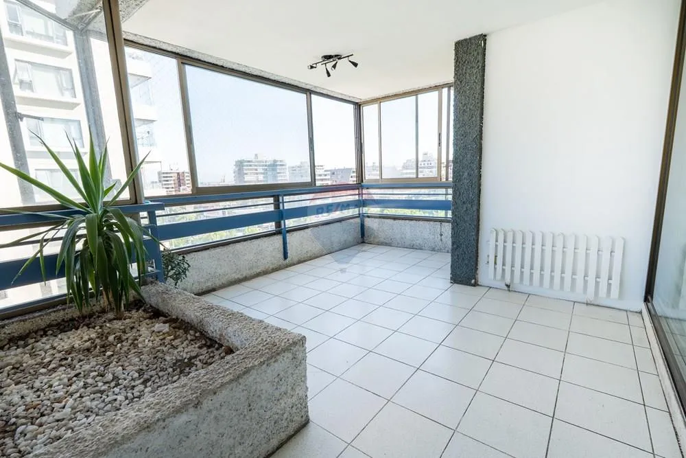 Imagen 2 de 30 de Depto. 3d/3b Las Condes, Piscina, Áreas Comunes