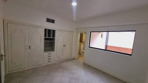 Imagen 21 de 30 de Ha Apartamento En Venta En El Parral Res. Laocoonte Valencia