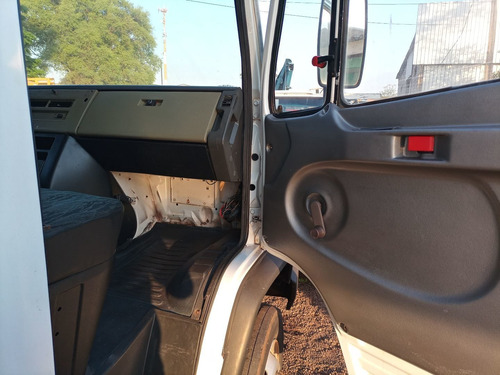 Imagem 9 de 13 de Mb 710 Turbo